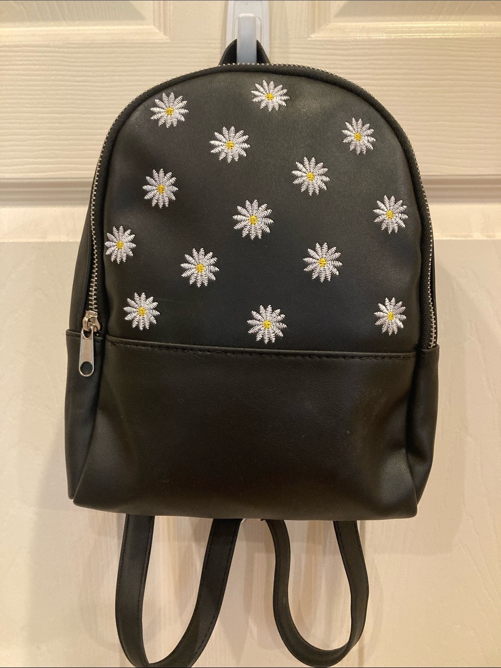 art class Black Mini Backpack with White Daisy Embroidery